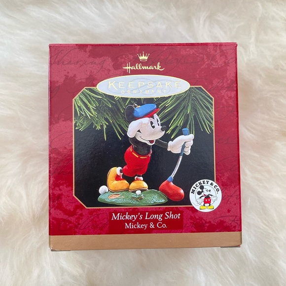 Hallmark Disney Ornament Mickeys Long Shot - Picture 1 of 5